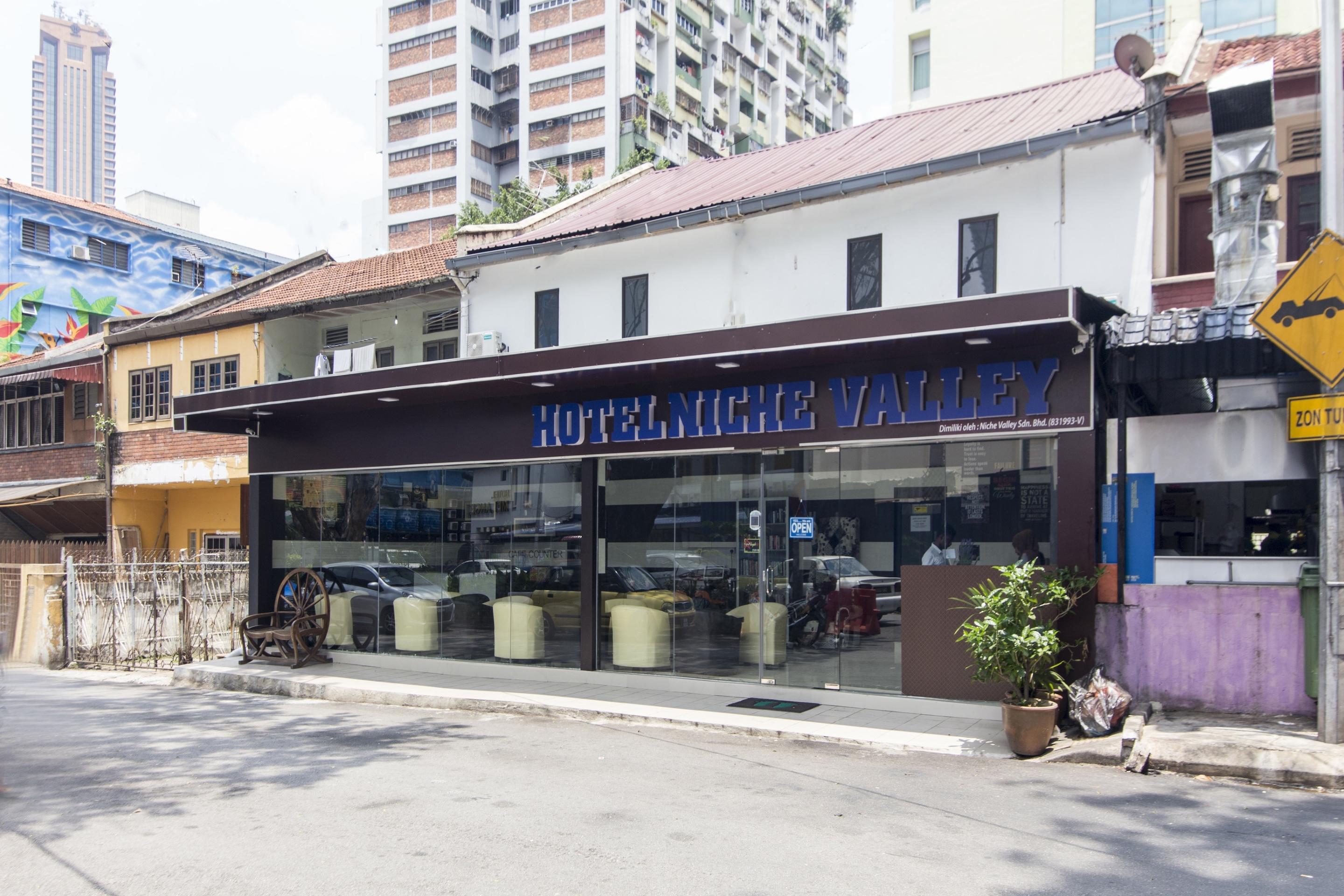Oyo 697 Niche Valley Hotel Kuala Lumpur Exterior photo